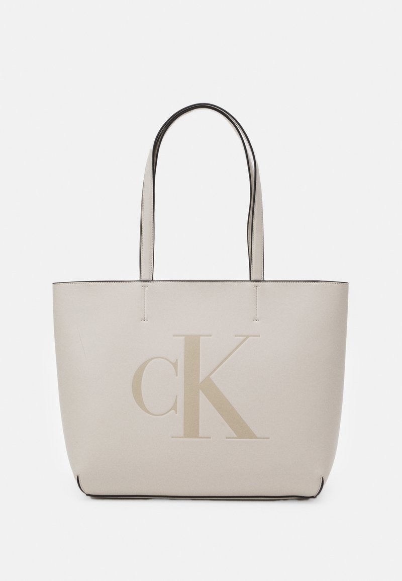 Calvin Klein Jeans SCULPTED MONO Tote bag eggshell/offwhite