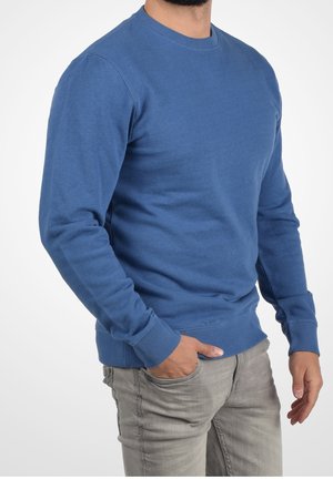 Sweater - blue