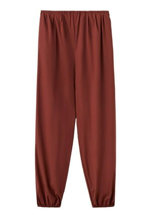 Pantalones de color marrón óxido de ajuste holgado con cinturilla elástica y puños elásticos recogidos, exhibidos sobre un fondo blanco.