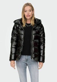 ONLY ONLSCARLETT QUILTED BELTED JACKET - Giacca invernale - black