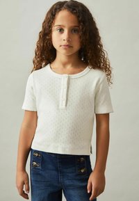 Reiss REISS MARGOT COTTON POINTELLE BUTTON T-SHIRT - Základné tričko - ivory