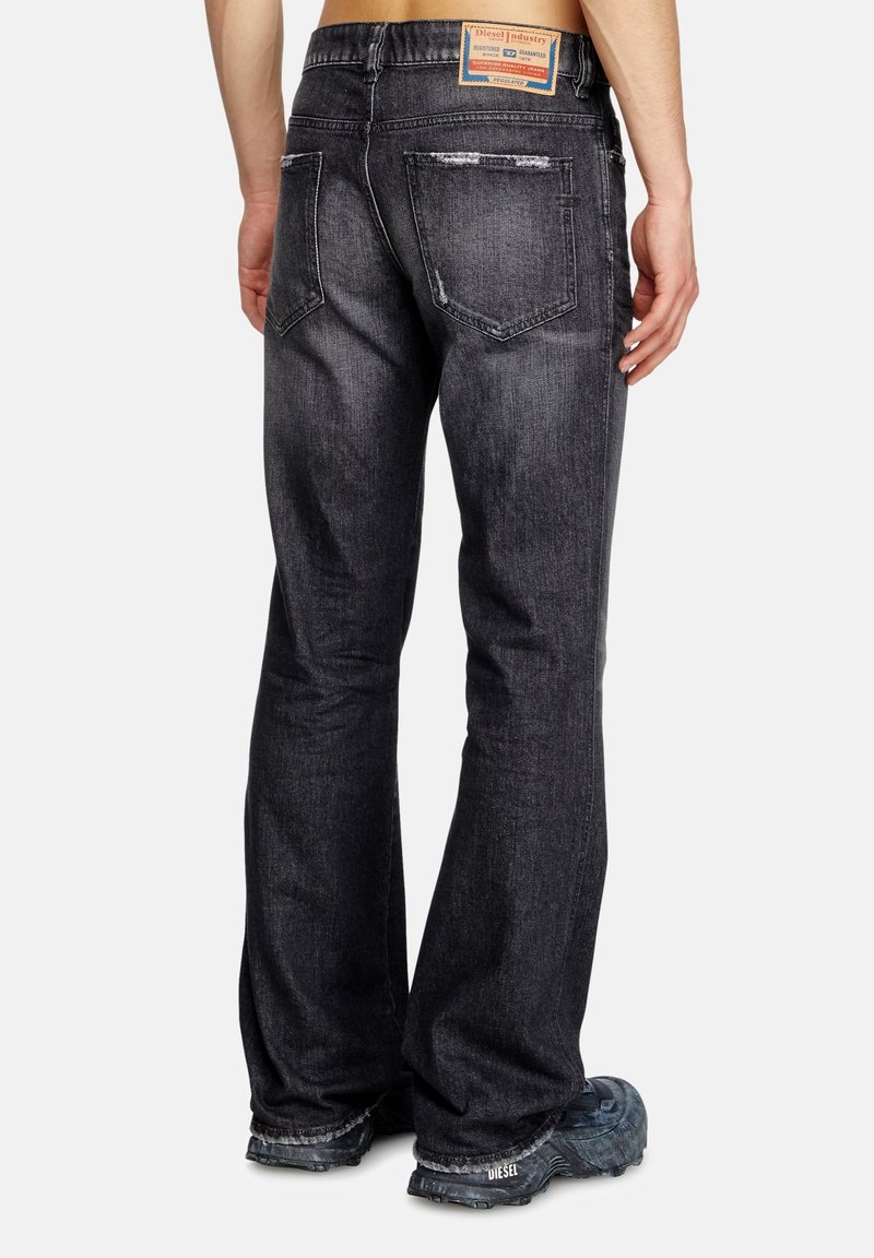 Jean Diesel Buster Pour Homme - Taille FR 38 (W28 L32) - Coupe Droite En Gris - Occasion Très Bon état