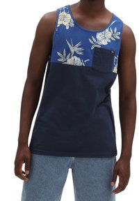 Débardeur bleu marine avec impression florale jaune sur la partie supérieure, doté d'une poche sur le côté gauche et d'une texture en coton lisse.