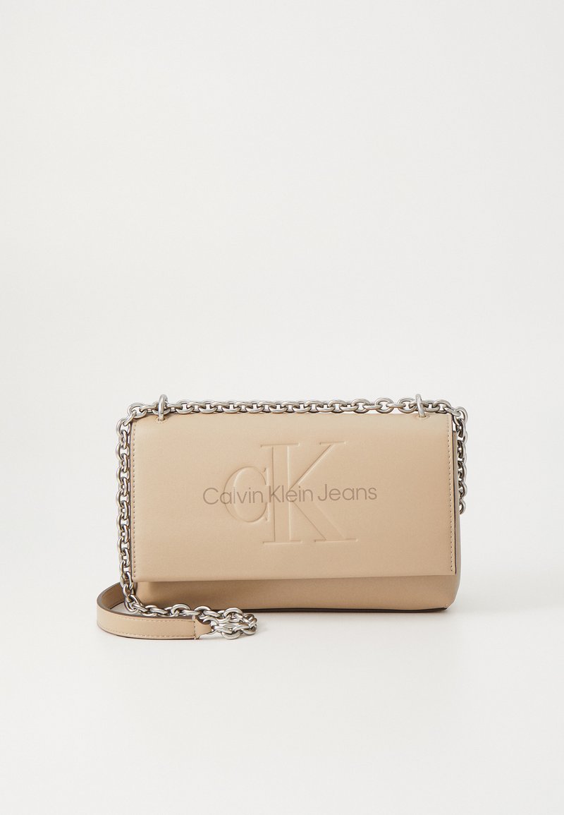Calvin Klein Jeans SCULPTED FLAP - Borsa a tracolla - crockery