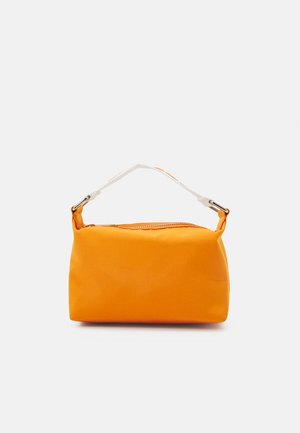 LARA BAG MINI - Kabelka - russet orange
