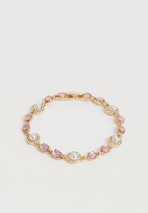 Bracelet en or avec des pierres rondes roses alternées et des perles blanches entourées de petits cristaux clairs, fermé par un fermoir.