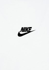 Nike Sportswear TEE - Paprasti marškinėliai - white
