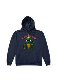 Felpa con cappuccio blu navy con tasca frontale, cappuccio con coulisse e scritta audace: "ALLEVATO DAGLI ELFI" con una grafica di un personaggio.