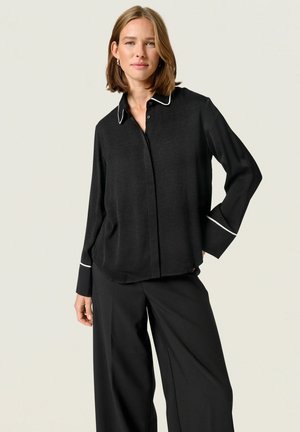 GUILIA STUDIO - Skjorta - black