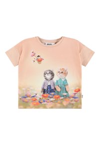 T-shirt rosa a maniche corte con un'illustrazione floreale che presenta due gatti in abbigliamento. Materiale in cotone morbido con scollatura rotonda e vestibilità rilassata.