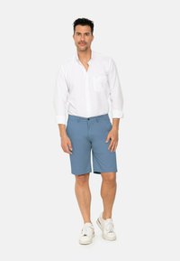 EMBLEMS BERMUDA - Shorts - celeste