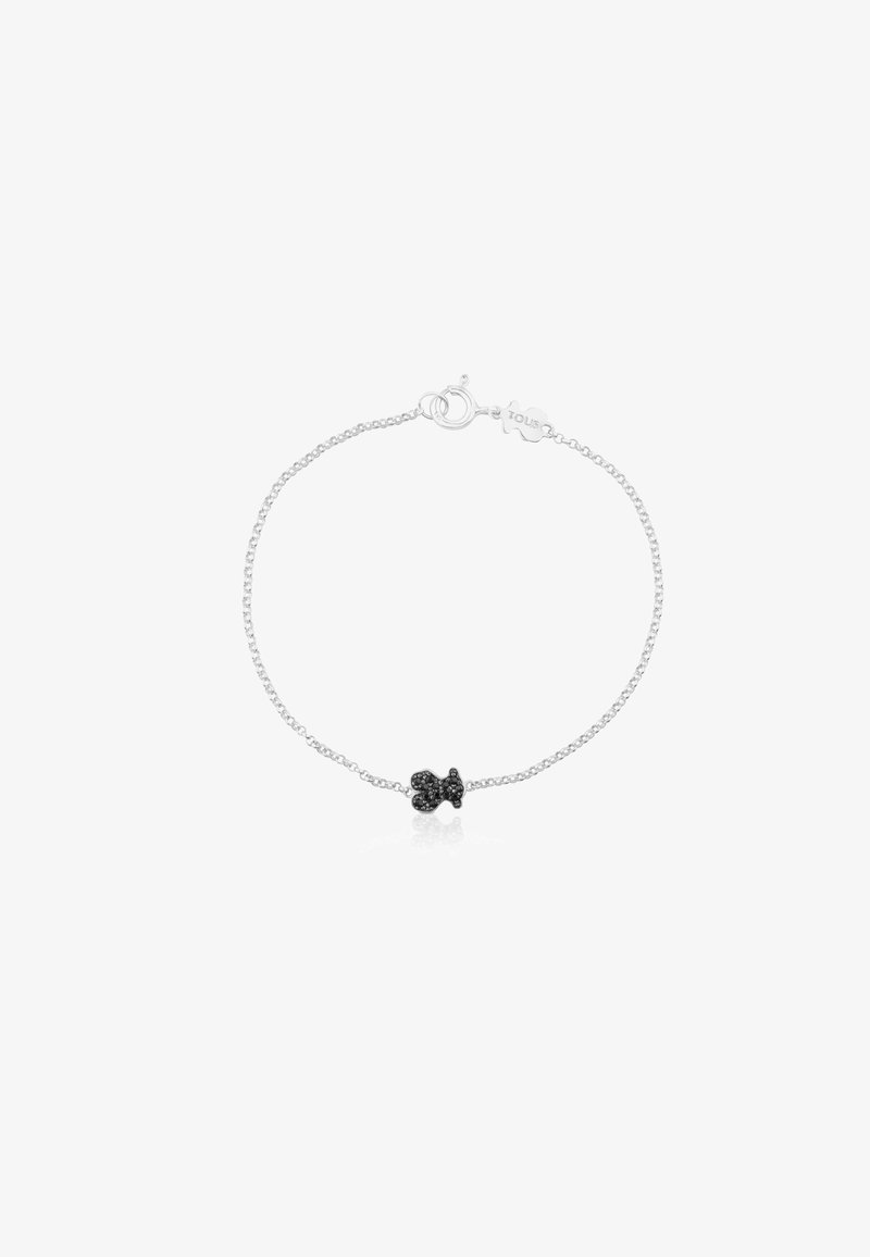 Bracciale in argento con ciondolo a forma di pesce nero caratterizzato da dettagli texturizzati e chiusura a moschettone.