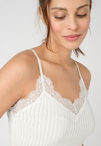 Damart CARACO POINTELLE - Camiseta interior - white