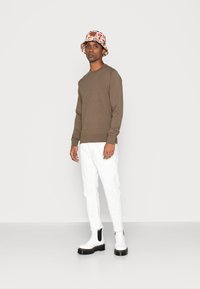 Tommy Hilfiger CREW NECK  - Camisola - faded military