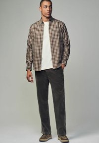 Next Chino - dark khaki