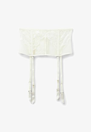 Weißer Spitzen- und Satin-Strumpfhalter mit vier verstellbaren Trägern und Metallverschlüssen vor weißem Hintergrund.