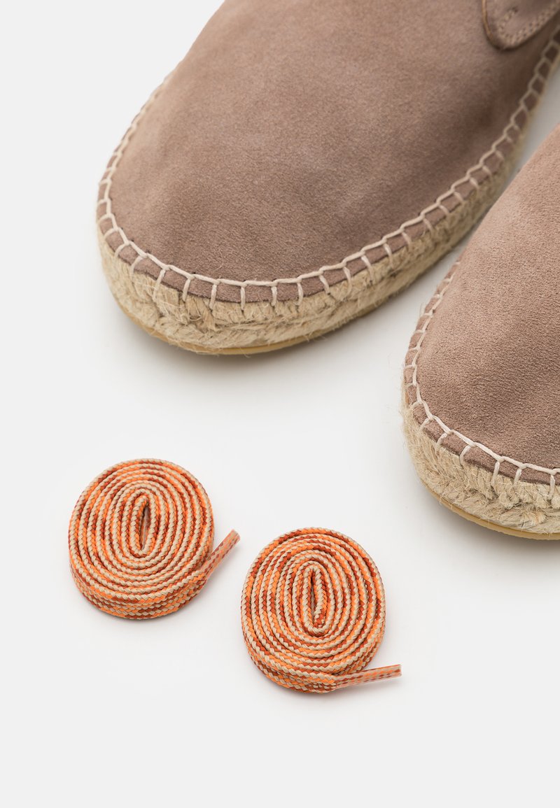 Herren Slipper | Espadrij l´originale PAYSON UNISEX Sportlicher Schnürer camel - AX23450 Herren Slipper | Espadrij l´originale PAYSON UNISEX Sportlicher Schnürer camel - AX23450
