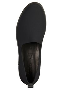 Chaussure noire à enfiler avec un matériau lisse et mat, bout arrondi et design minimaliste, dotée d'une semelle texturée.