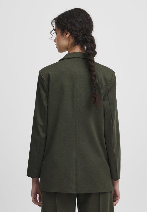 Blazer - forest night4