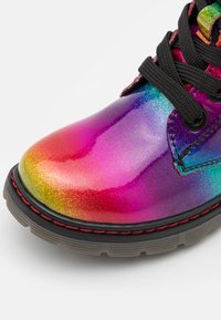 TOM TAILOR Bottines à lacets - rainbow
