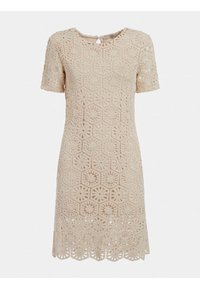Robe en dentelle beige avec un motif géométrique, manches courtes, col rond et ourlet festonné. Elle comporte une fermeture à boutons dans le dos.