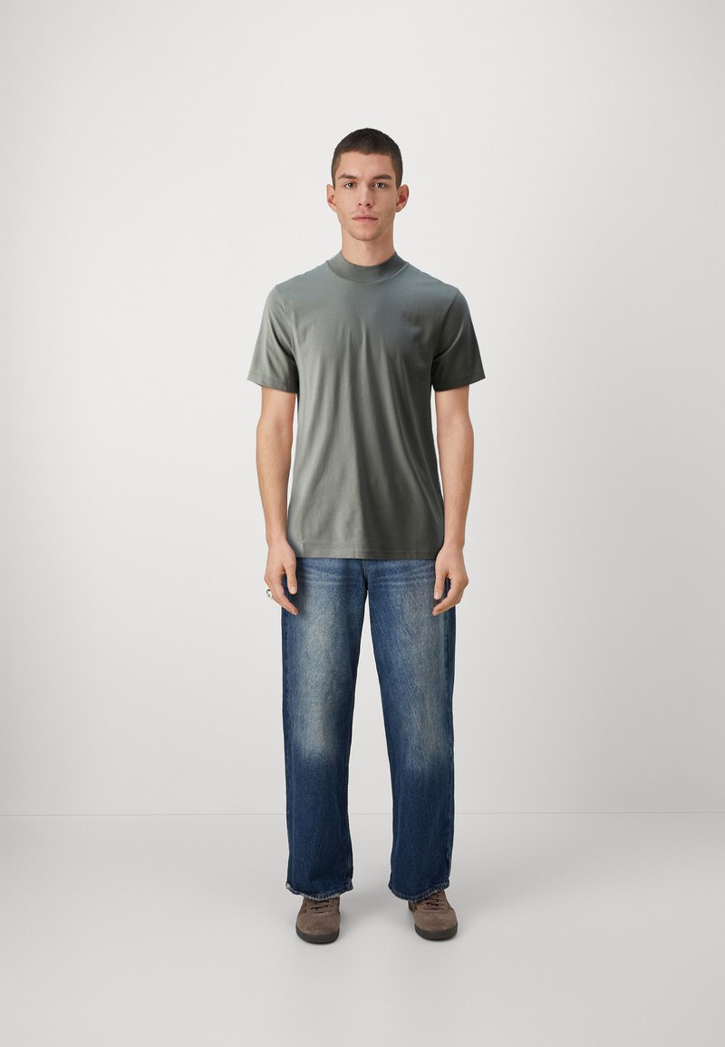 Jack & Jones PREMIUM JPRBLA BASIC TEE TURTLE 2 PACK  - T-shirts - castor gray/light gray
