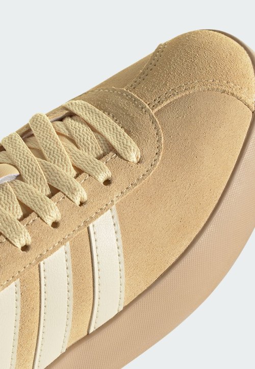 adidas SPORTSWEAR - Trainers - orange tint warm vanilla gold metallic — photo 7