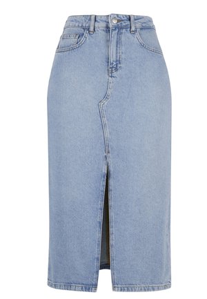 Ένα ανοιχτό μπλε τζιν φούστα με μπροστινή σ slit, ψηλή μέση και σχέδιο με πέντε τσέπες. Διαθέτει μεταλλικό κούμπωμα και ορατές ραφές.