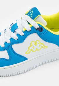 Kappa UNISEX - Joggesko - white/azure dark/green