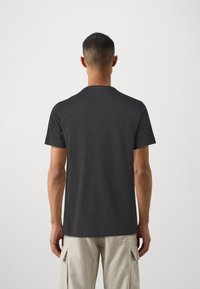 Belstaff SIGNATURE - Apdrukāts T-krekls - charcoal heather