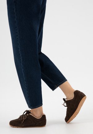 Wojas Volnočasové šněrovací boty - brown