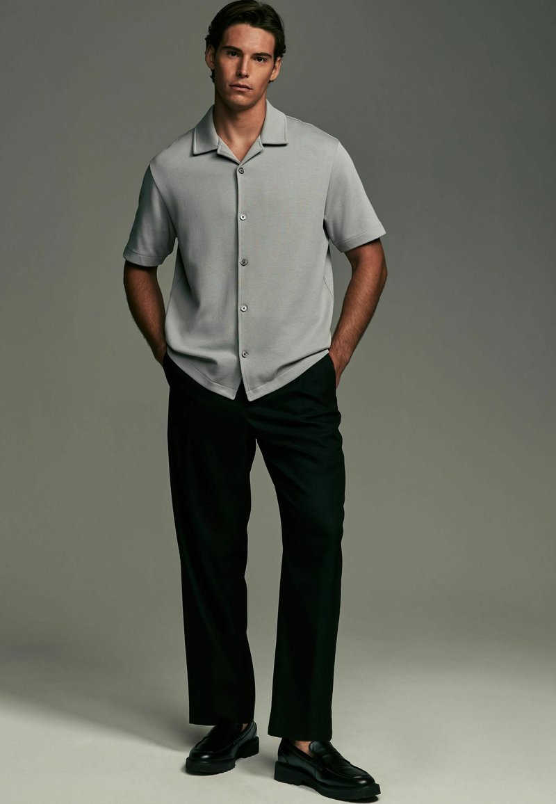 Next CUBAN COLLAR REGULAR FIT - Skjorter - grey