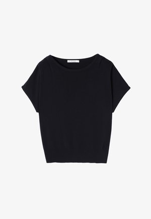 Schwarzes Kurzarmoberteil mit weitem Rundhalsauschnitt, weichem Stoff, lockerer Passform und dezent umgeschlagenen Ärmeln. Glattes, leichtes Material.