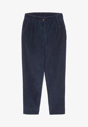 Pantaloni di velluto a coste blu navy con righe verticali, dotati di chiusura a bottone e due tasche laterali. Il design include pieghe in vita.