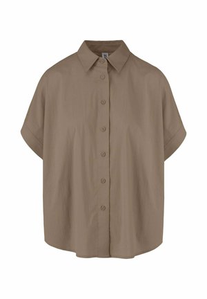 Beżowa koszula na krótkie rękawy o luźnym kroju, z ostrym kołnierzykiem i siedmioma guzikami z przodu.