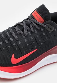 Nike Performance REACTX INFINITY  - Hardloopschoenen voor op de weg - black/fire red/team red/white