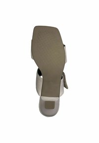 Tamaris Mules - ivory