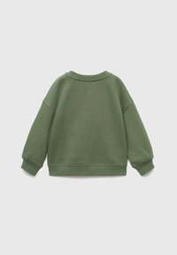 Olivno zelena dolg rokav sweatshirt s krožno ovratnikom, z rebrastimi manšetami in roba, prikazana od zadaj na svetlo sivi podlagi.