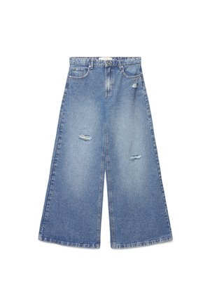 Jean en denim bleu à jambes larges avec des zones déchirées sur l'avant des cuisses et un style traditionnel à cinq poches.