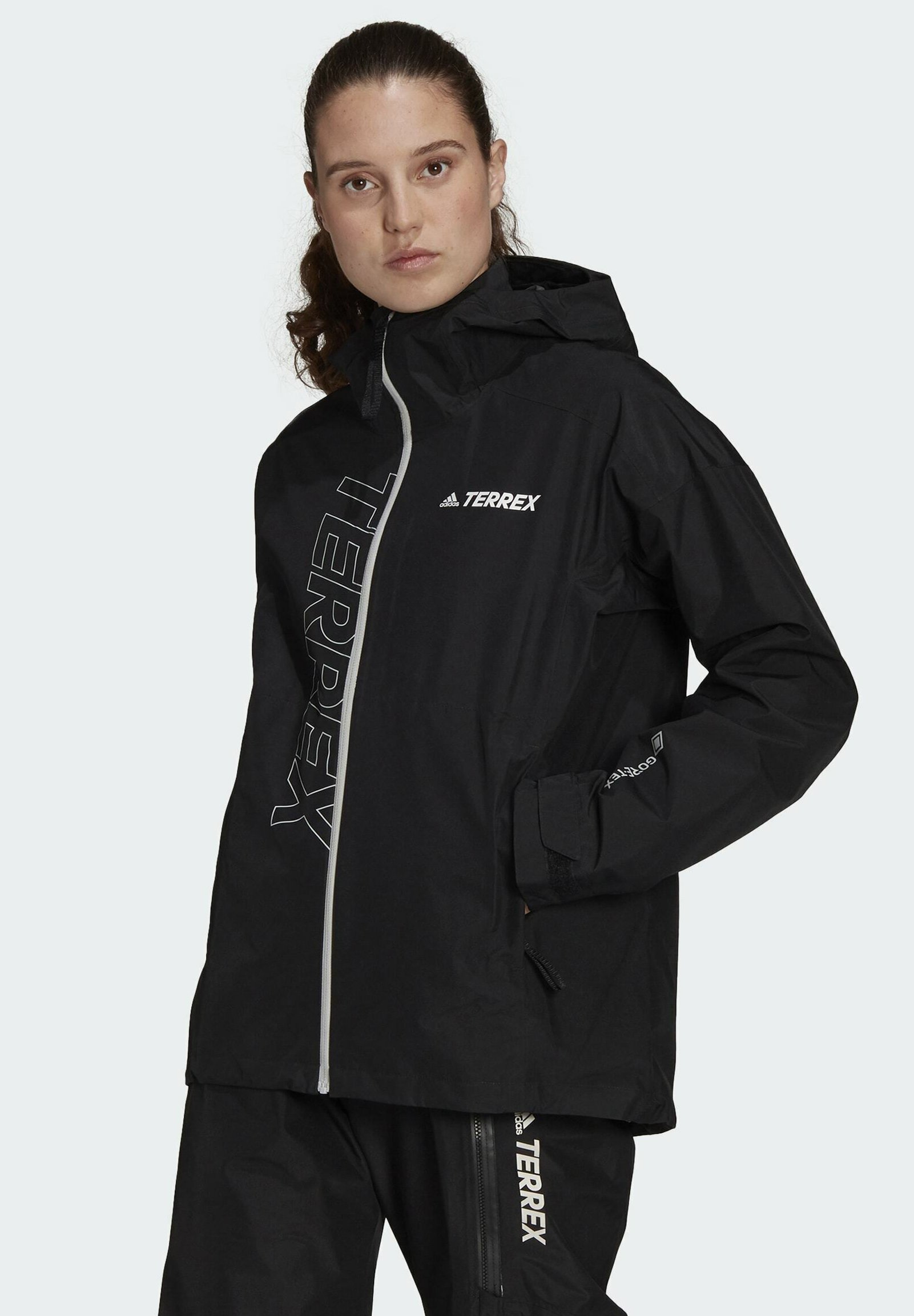 adidas Performance J TECHNICAL HIKING JACKET - Chaqueta de - black/negro -