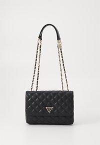 Gepolsterte schwarze synthetische Handtasche mit goldfarbenen Kettenriemen und einem Logo-Dreieck-Akzent. Verfügt über einen Klappenverschluss und eine strukturierte Oberfläche.