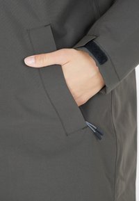 North Bend Parkatakki - black ink