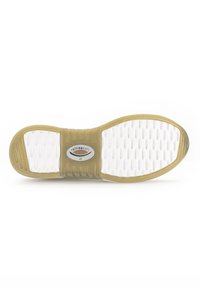 Witte rubberen schoenzool met een getextureerd grippatroon, voorzien van een tan accentrand en een zilveren ovale logo met het label "rollingsoft."