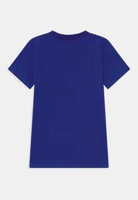 Guess JUNIOR CORE - T-shirt estampada - high blue
