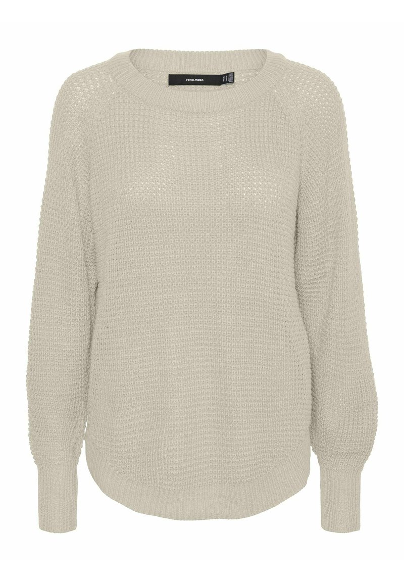 Pull en tricot gris clair avec un motif gaufré texturé. Il présente un col rond et des manches longues légèrement bouffantes.