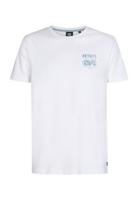 Weißes Baumwoll-T-Shirt mit kurzen Ärmeln, rundem Ausschnitt und einem blauen Grafikdruck mit der Aufschrift "PETROL" und einem Motorraddesign auf der Vorderseite.