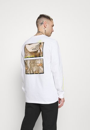 BASE FALL GRAPHIC TEE - Camiseta de manga larga - white
