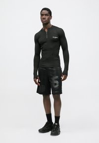 Han Kjøbenhavn TECHNICAL ZIP LONG SLEEVE - Bluză cu mânecă lungă - anthracite black