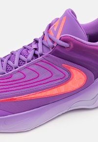 Nike Performance GIANNIS IMMORTALITY 4 - Basketsko - black raspberry/aster pink/hot punch