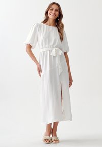 TUSSAH BERTIE  - Maksi suknelė - white